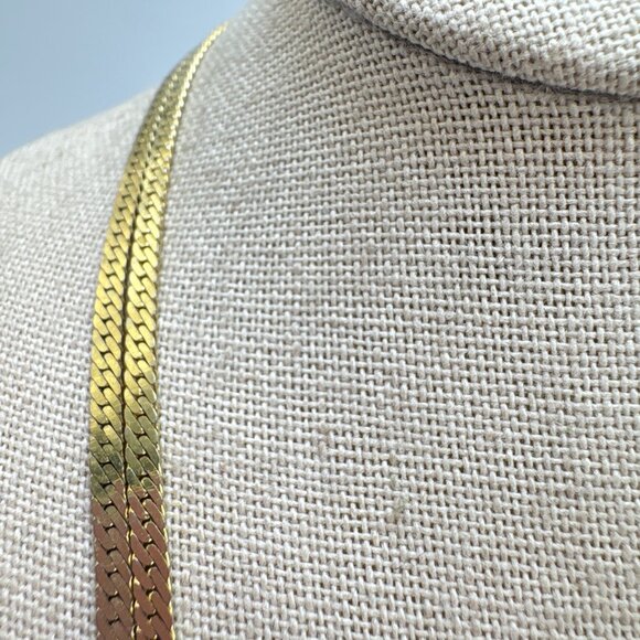 VTG Gold Tone Curb Link Chain Necklace Spring Ring Clasp Size 30" Length - Picture 6 of 15